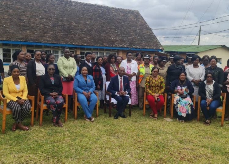 Female Police Officers Advised to Ignore Corruption