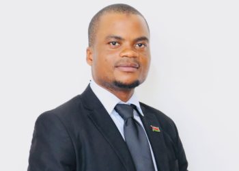 Energy Minister Distances Himself from Bogus Facebook Page