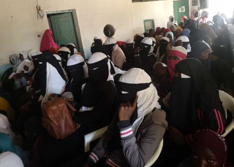 Muslim Girls Urged to Work Hard in Studies