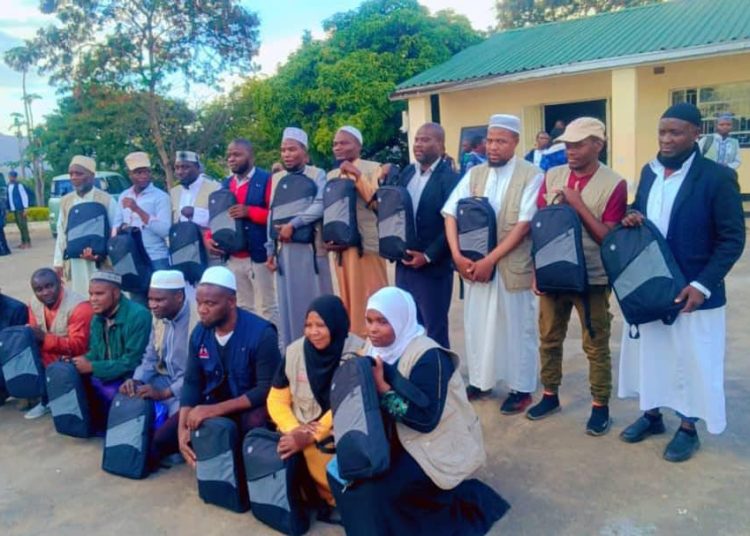 Muslim Clerics Share Dawah Experiences